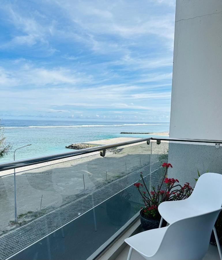 Lazzlla Beach Front Apartments Hulhumale Exteriör bild